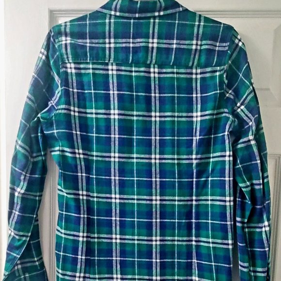 INSO Collection Women's 3/4 Sleeve V Neck Dk Green Plaid Shirt w. pockets NWT - Picture 2 of 5